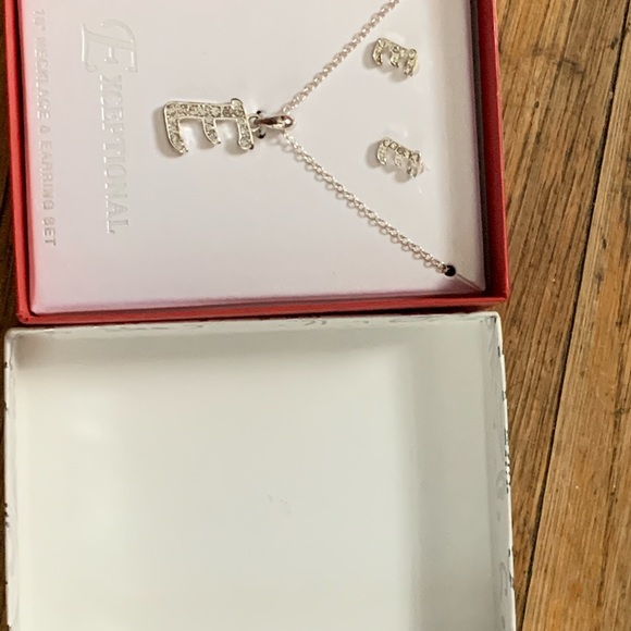 E necklace and earrings - Picture 2 of 2